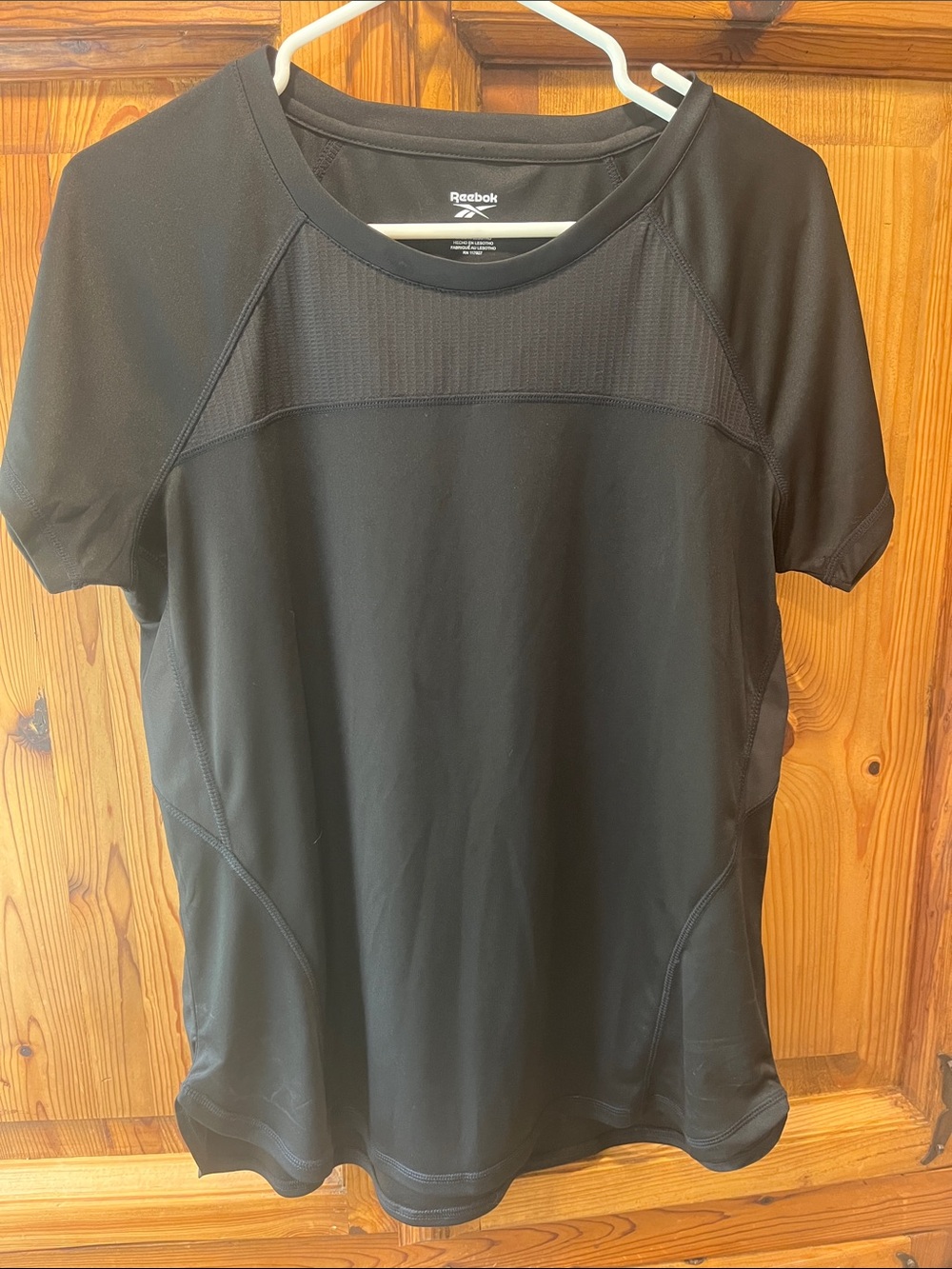 Reebok Black Short-Sleeve Athletic Training shirt